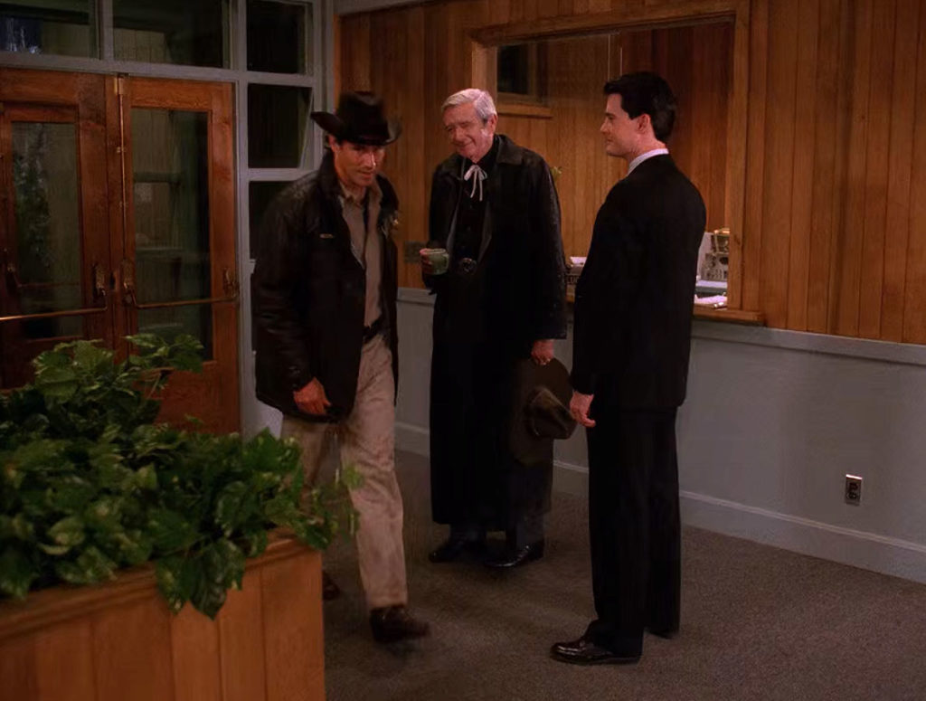 Sheriff Truman, Judge Sternwood and Agent Cooper in the Twin Peaks Sheriff's Department Lobby