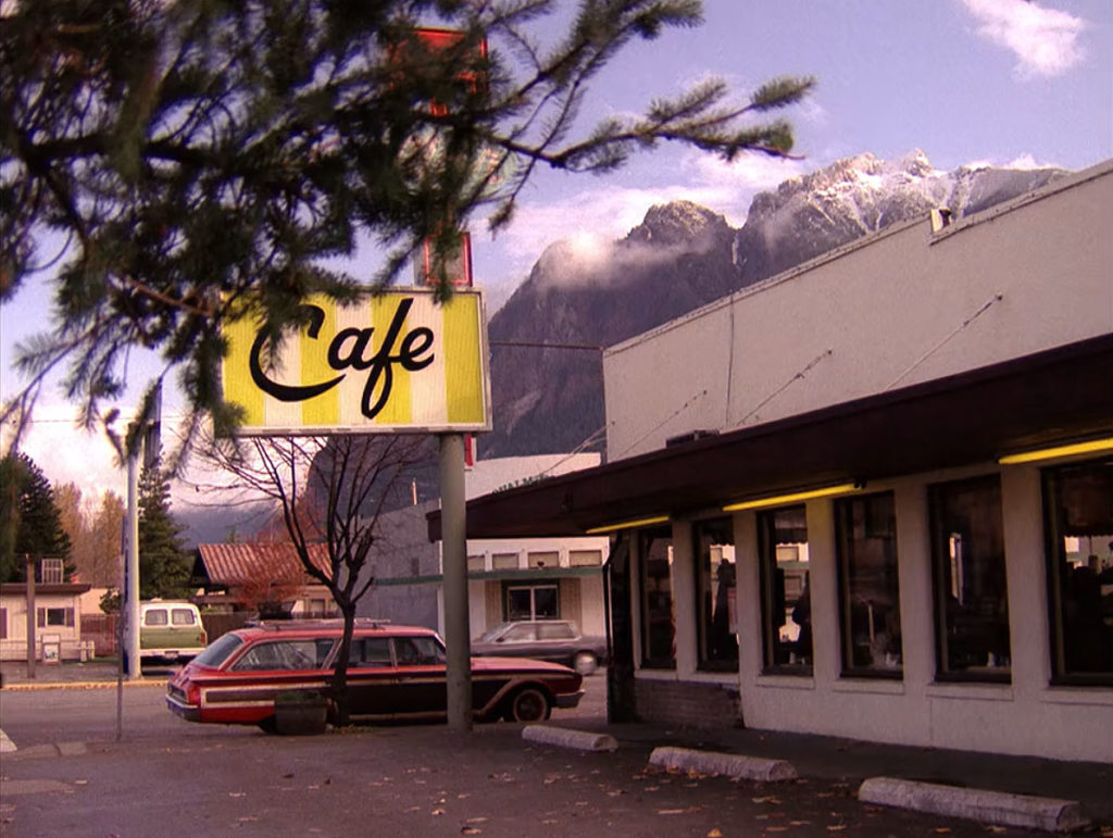 Exterior of Double R Diner