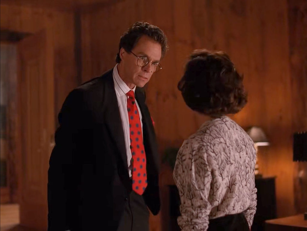 Ben Horne speaking with Audrey Horne