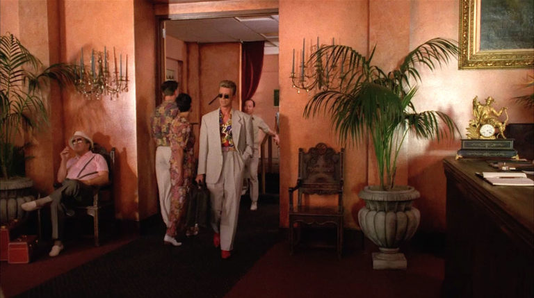 Twin Peaks Location – The Palm Deluxe Hotel From The Missing Pieces