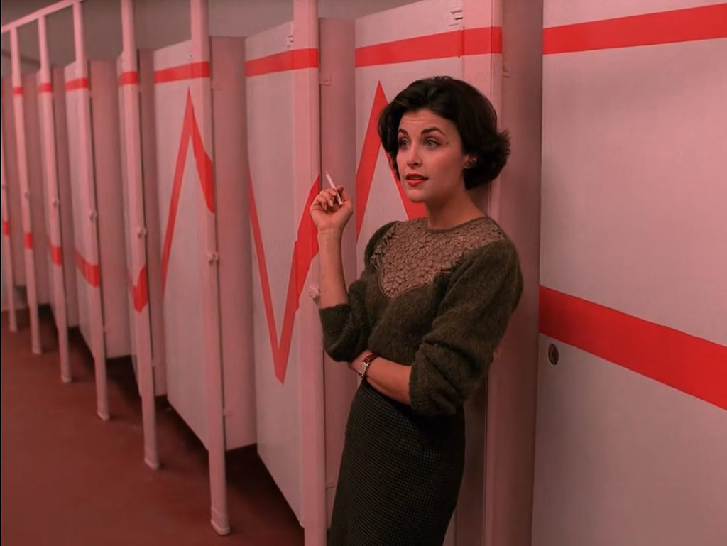 Audrey Horne in Twin Peaks High School Bathroom in Episode 1004.