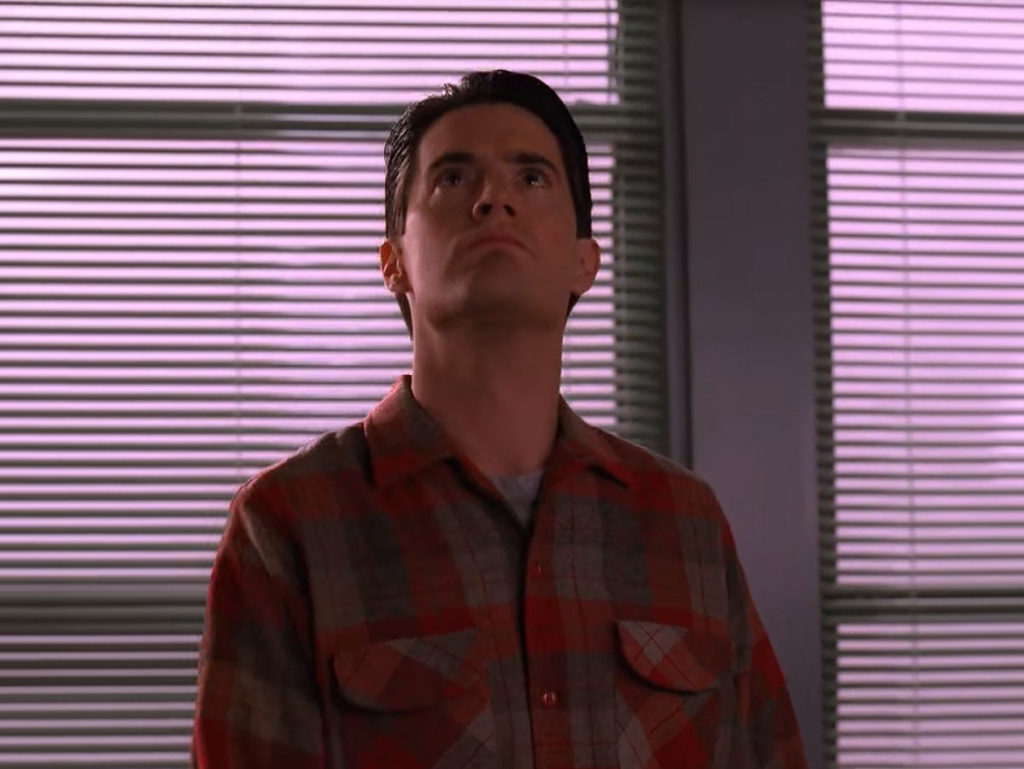Dale Cooper looking up