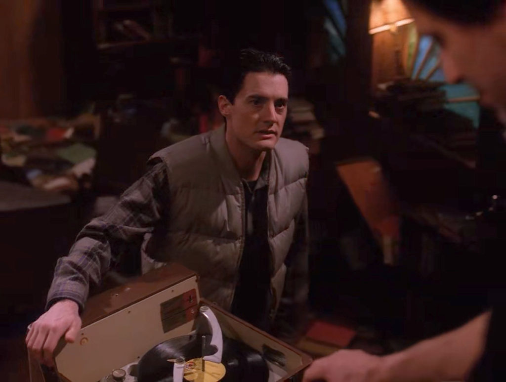 Dale Cooper approaching Harry Truman in The Book House