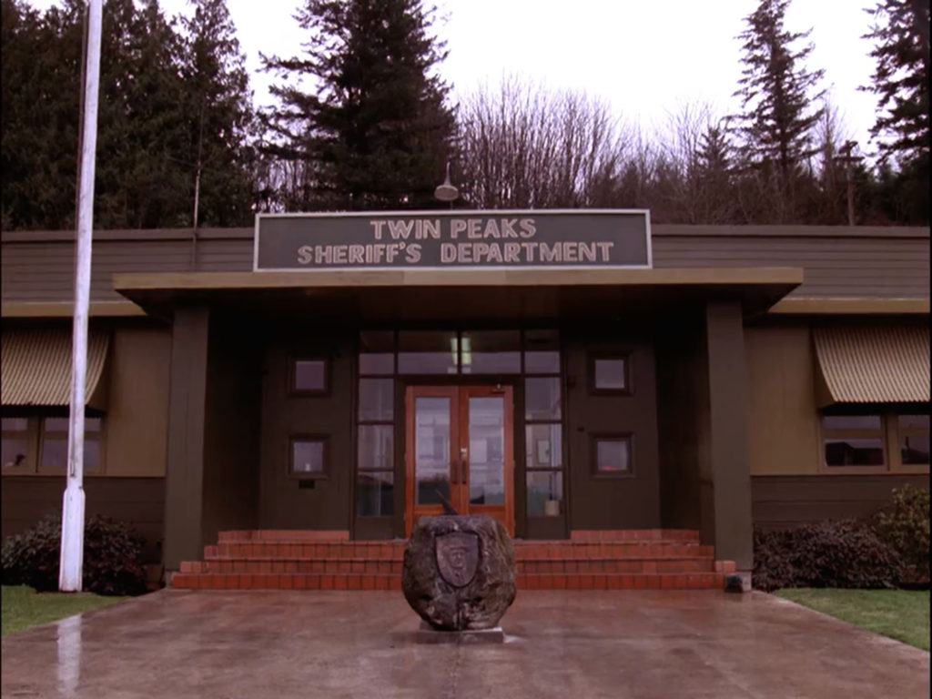Exterior of Twin Peaks Sheriff's Department