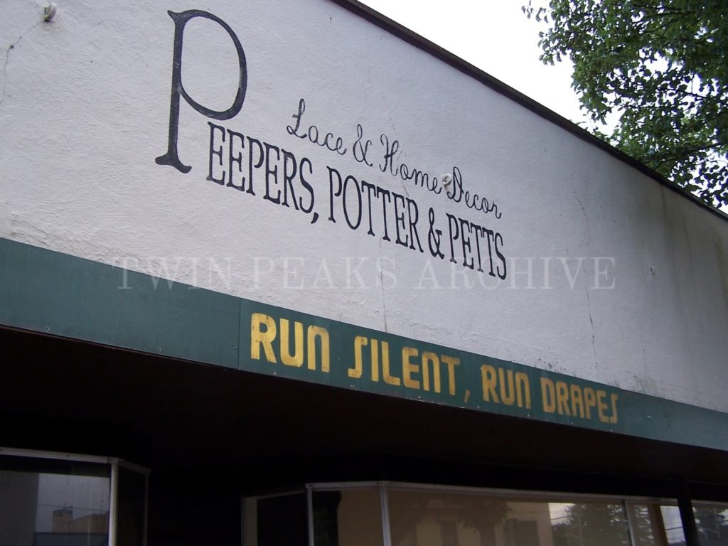 Run Silent, Run Drapes