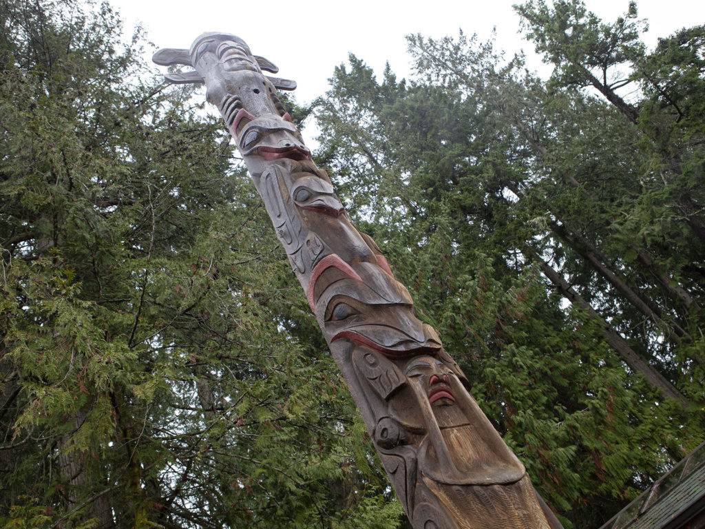 Totem Pole at Kiana Lodge