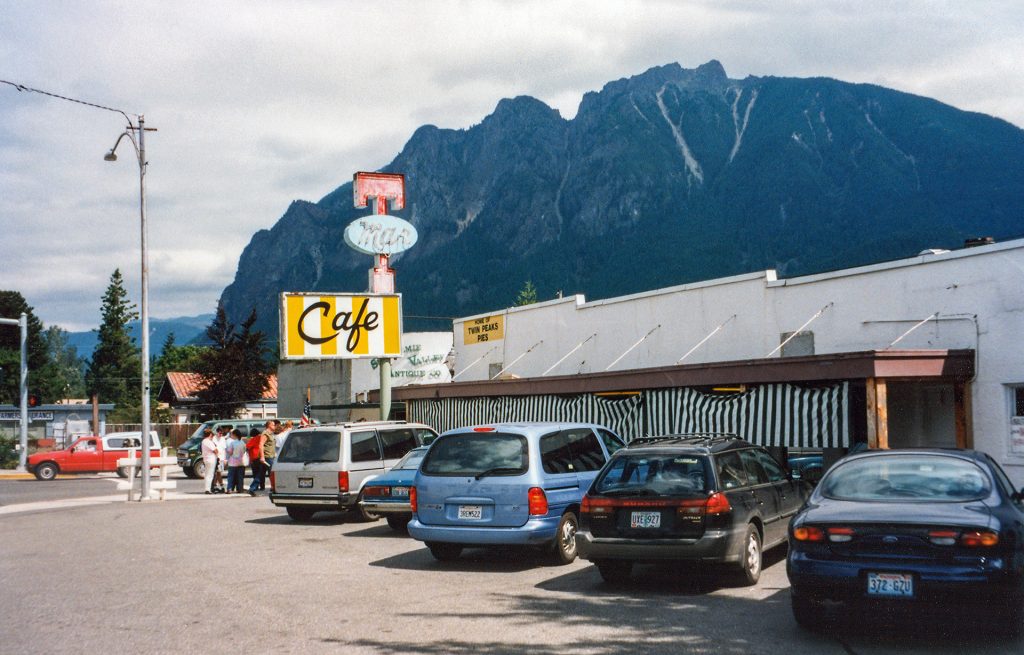 Parking lot of Mar-T Cafe with Mount Si in the distance