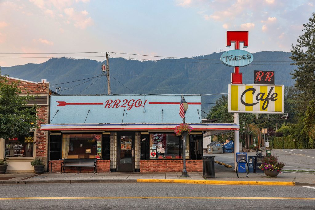 Exterior of Twede's Cafe in North Bend, Wa