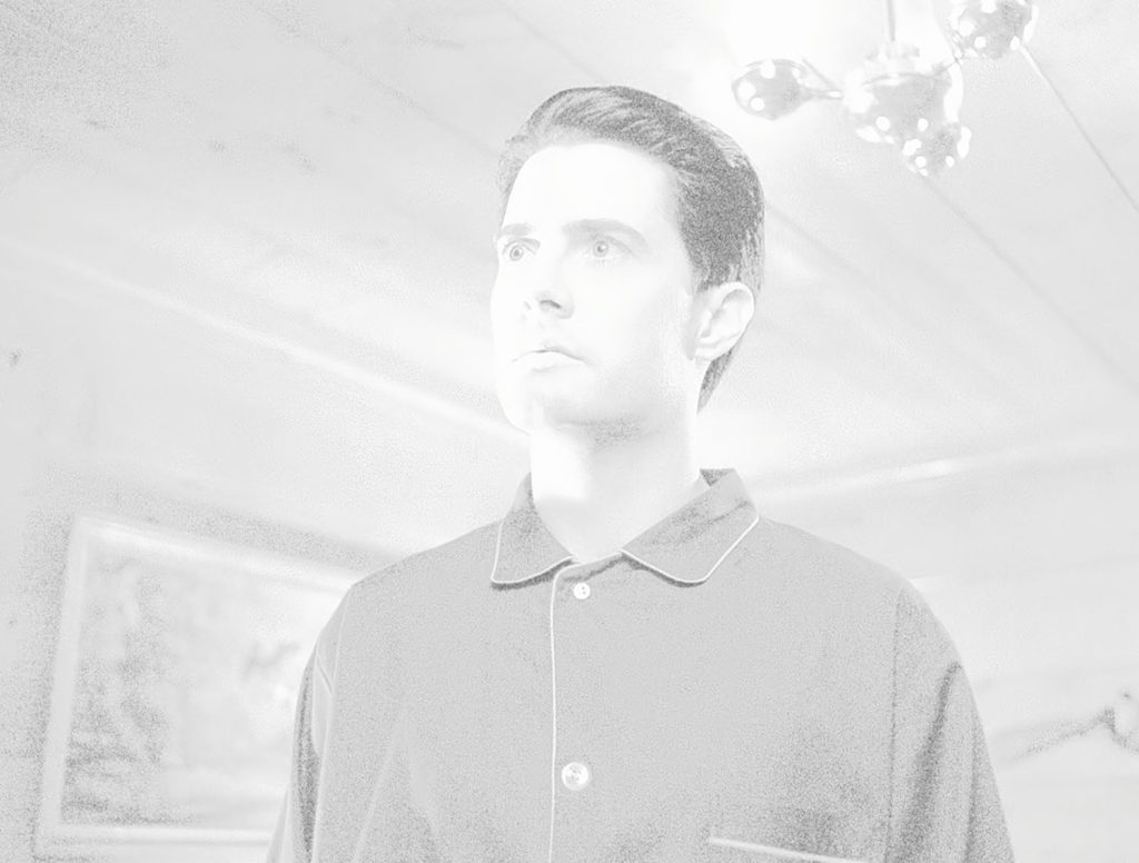 Agent Cooper in washed out white scene