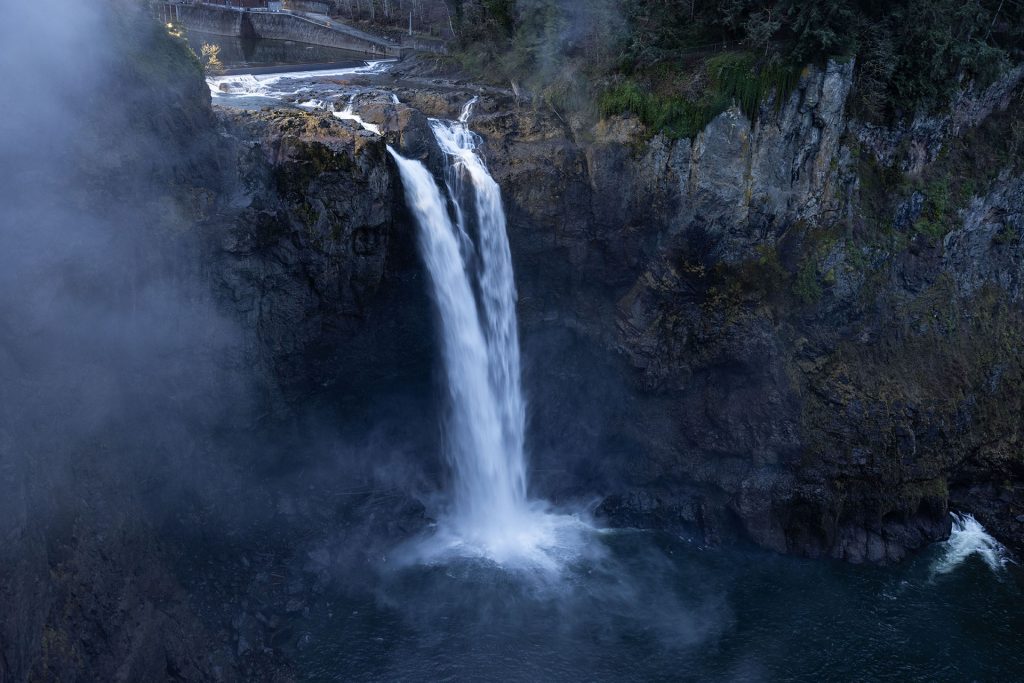 Snoqualmie Falls early in the morning