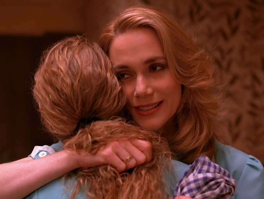 Norma Jennings hugging Shelly Johnson in the Double R Diner