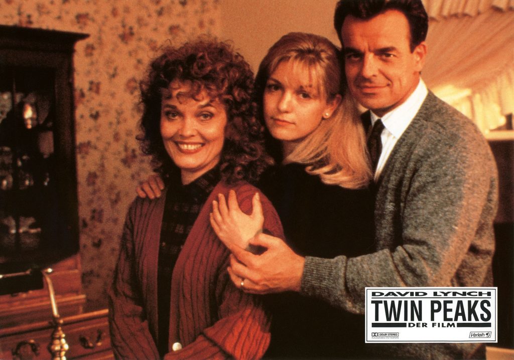 Twin Peaks: Fire Walk With Me Lobby Card from Germany featuring the Palmer family in their dining room.