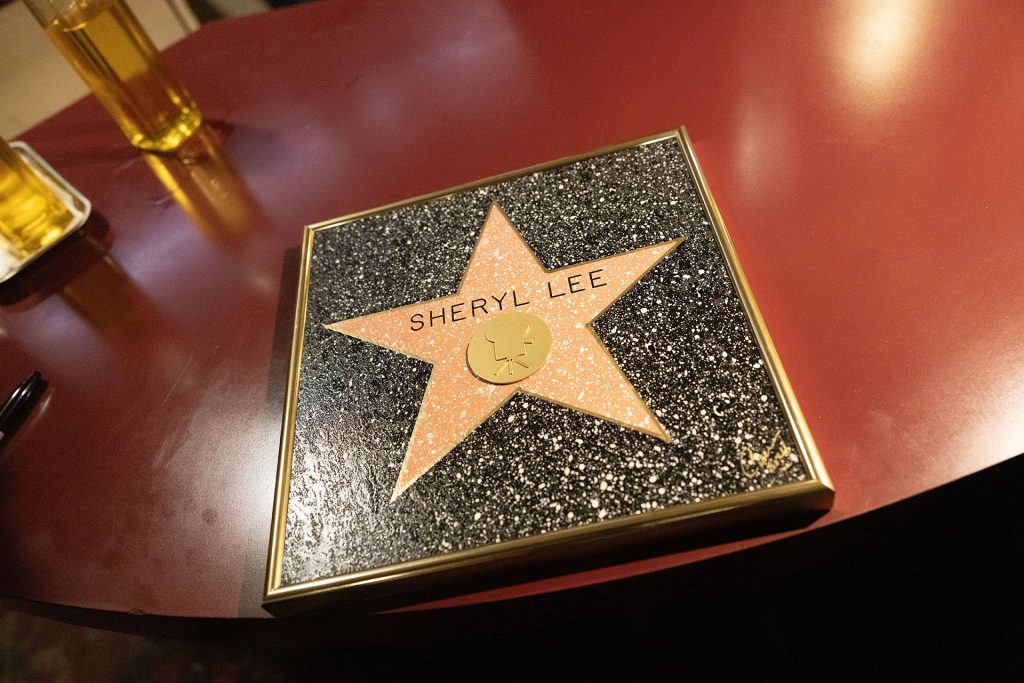 Star with Sheryl Lee's name