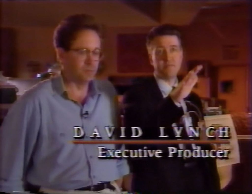 David Lynch and Mark Frost on the Double R Diner Set