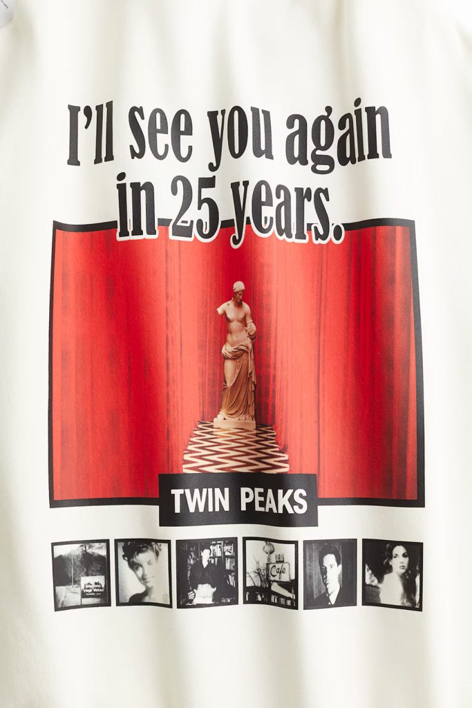 Twin Peaks Sweatshirt graphic with Black Lodge