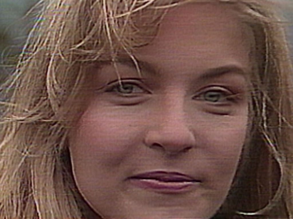 Close up of Laura Palmer's face