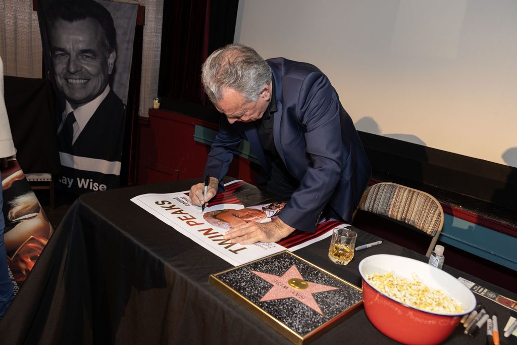 Ray Wise signing fan created Twin Peaks poster