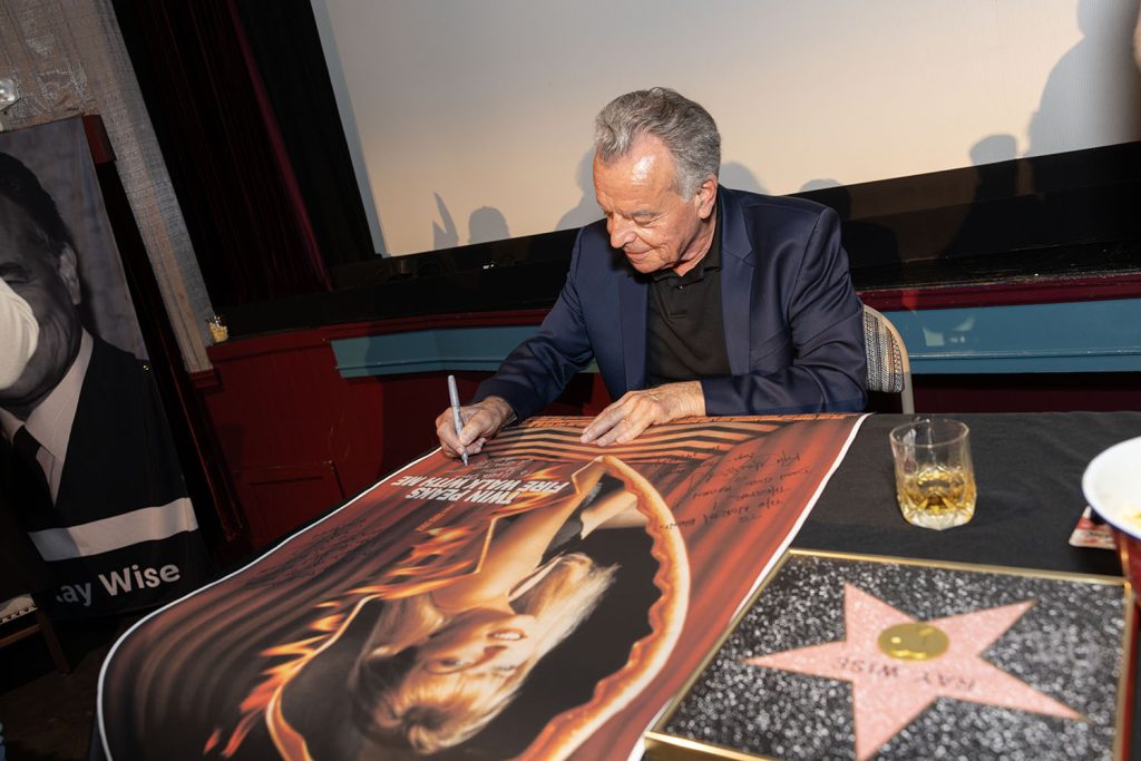 Ray Wise signing Twin Peaks: Fire Walk With Me Poster