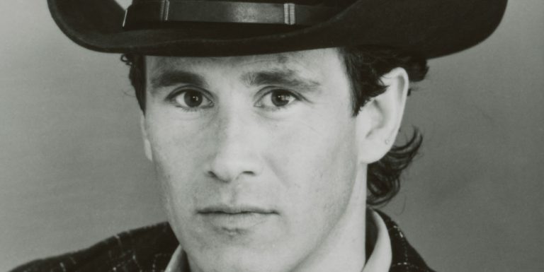 Michael Ontkean as Sheriff Harry S. Truman