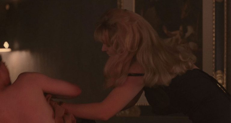 Laura Palmer helping Donna Hayward get dressed