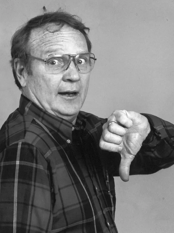 Bob Lapham giving a thumbs down