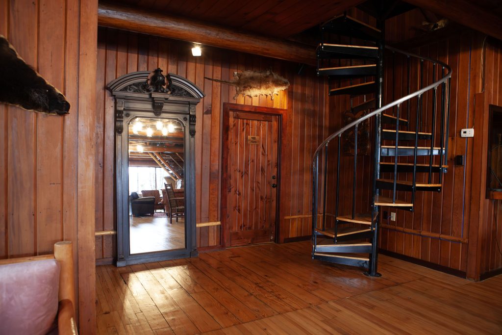 Inside of Kiana Lodge