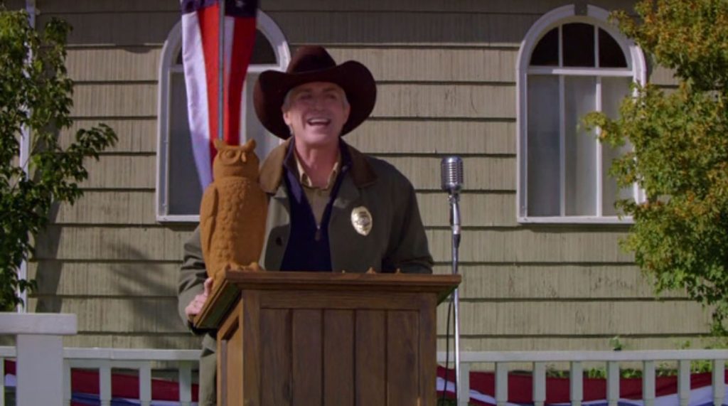 Sheriff Andrew Jackson and Leo the Cinnamon Owl