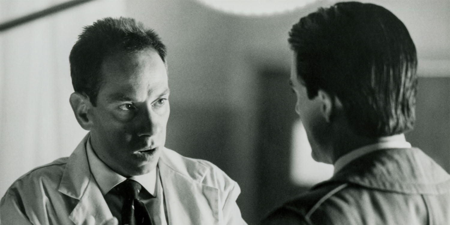 Albert Rosenfield and Dale Cooper discuss the autopsy