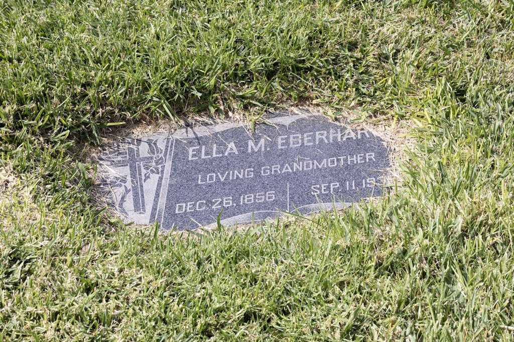 Ella Eberhardt gravestone