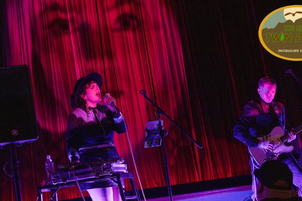 Lady K and Dusty Highway on stage at the North Bend Theatre