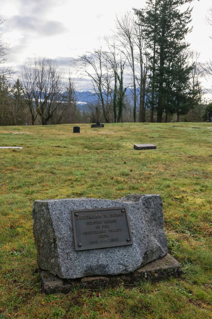 Jeremiah Borst headstone in Fall City Cemetery