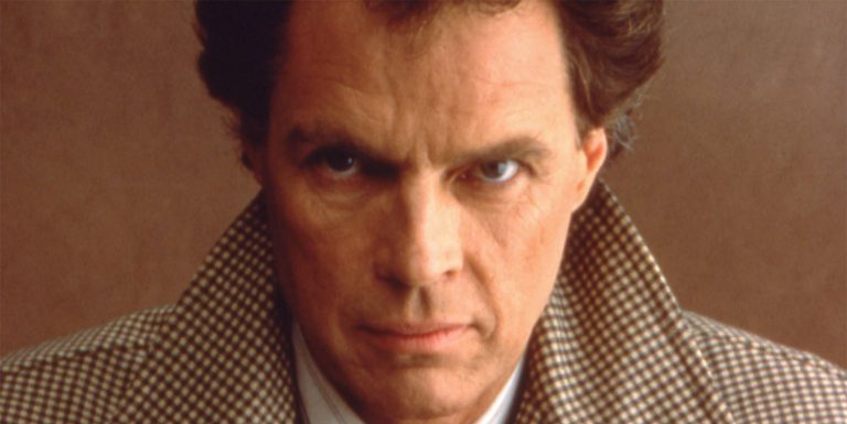 Twin Peaks Publicity – Benjamin Horne in Overcoat