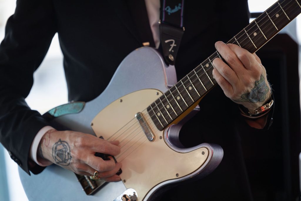 Dusty Highway playing at Twede's Cafe