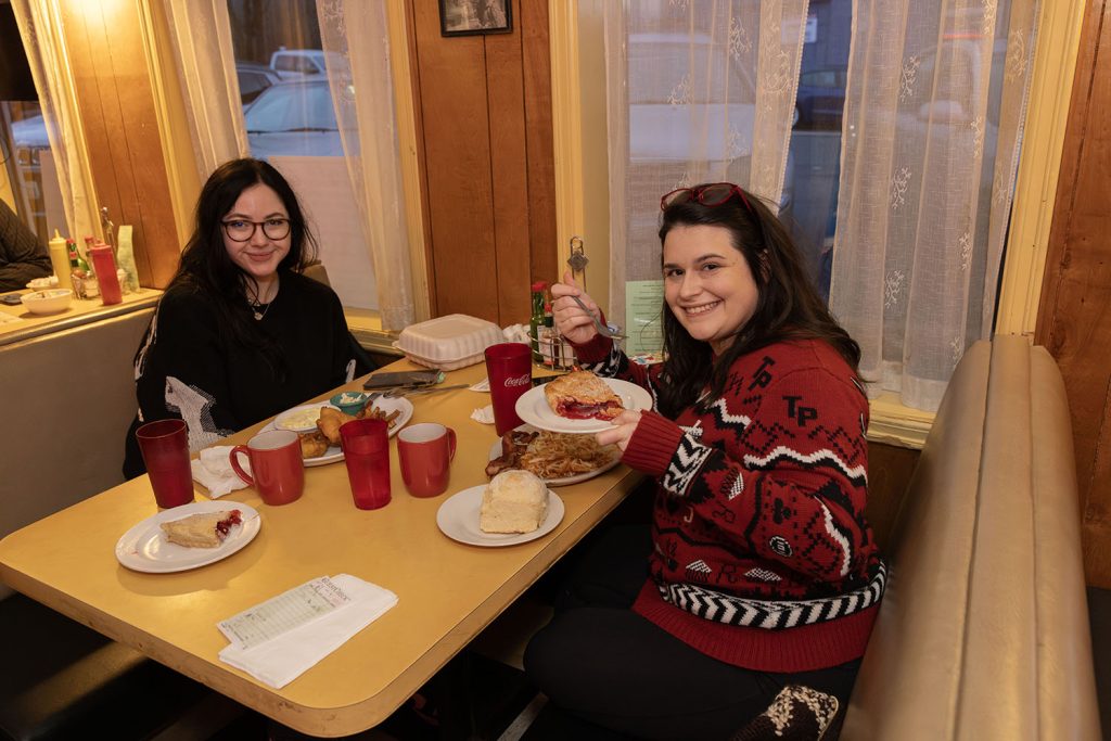 People at Twede's Cafe