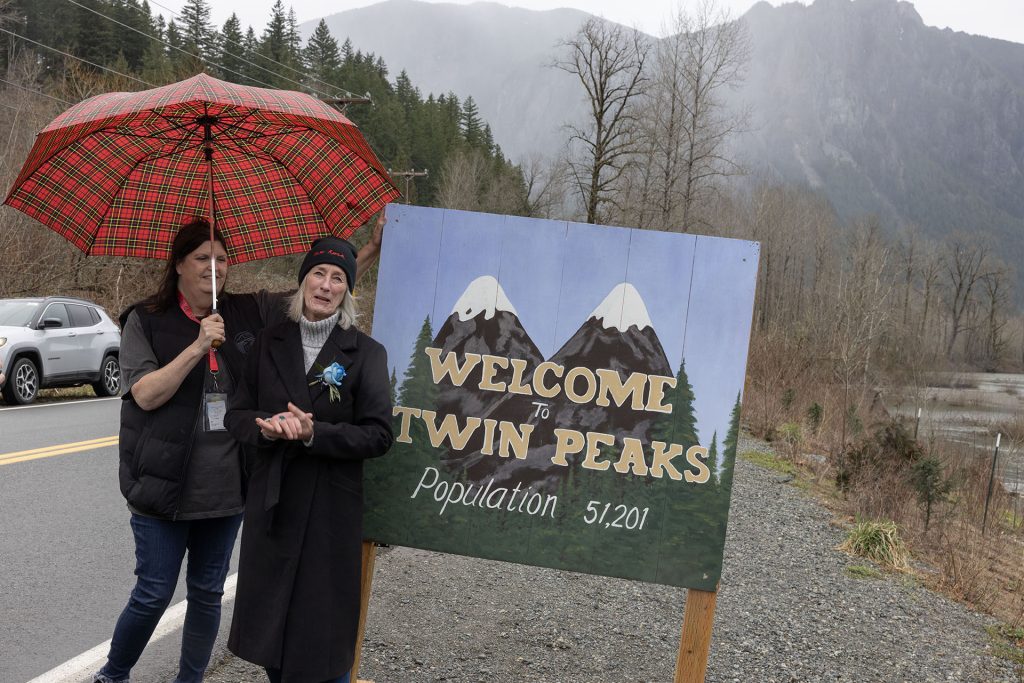 Mayor Mary Miller speaks