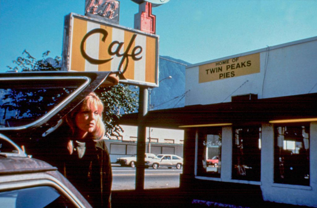 Laura Palmer outside the Double R Diner