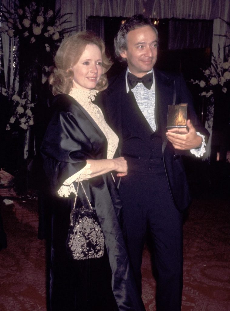 Piper Laurie and Joe Morgenstern at the 1977 Academy Awards