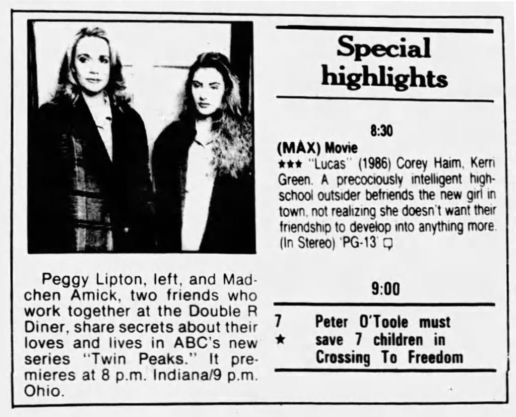 Peggy Lipton as Norma Jennings and Mädchen Amick as Shelly Johnson