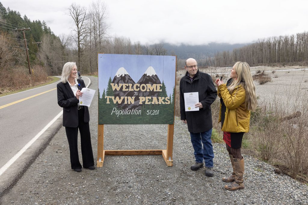 Jessica Self and Mayors Miller and Mayhew