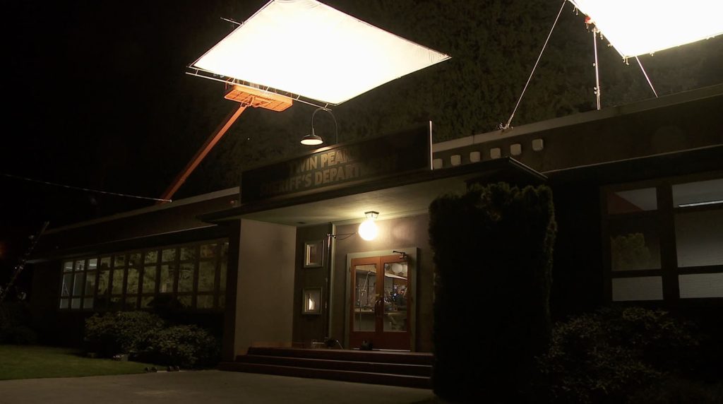Nighttime filming at the Twin Peaks Sheriff's Department