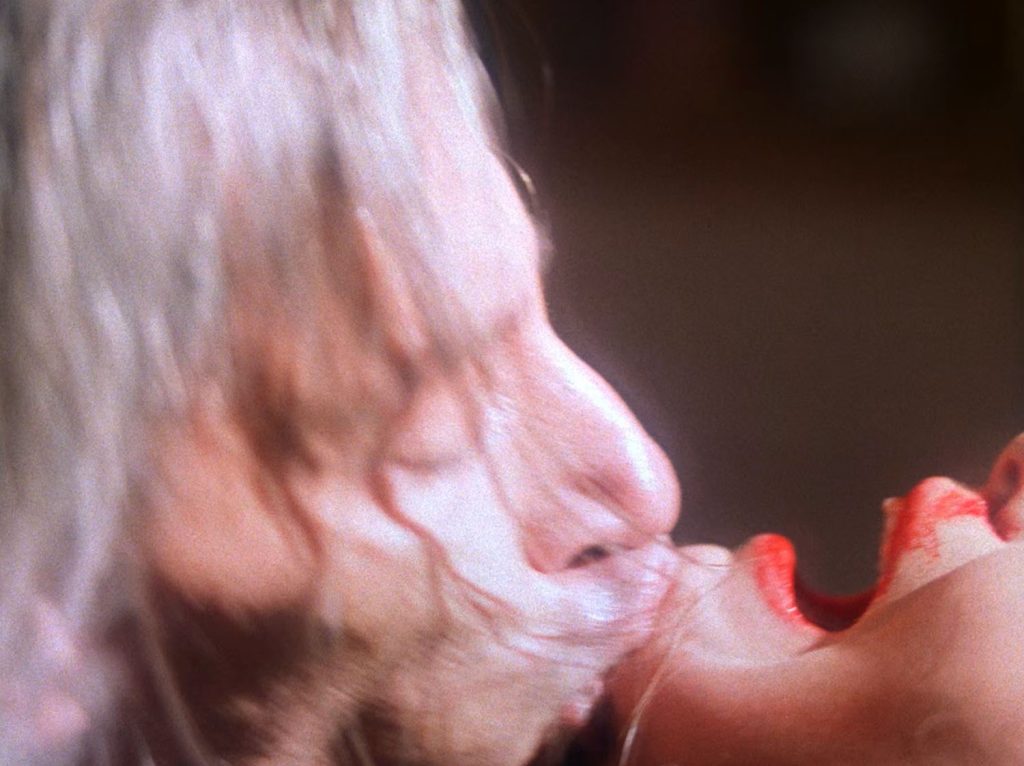 Bob sucking on Maddy's chin