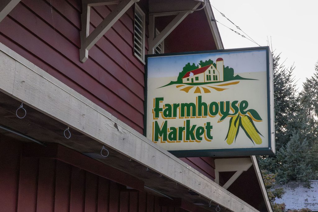 Farmhouse Market Sign