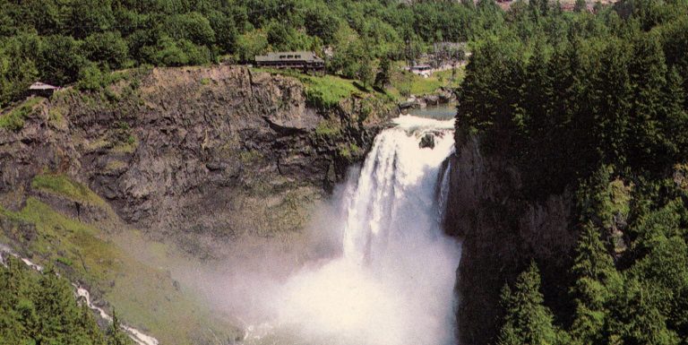 Snoqualmie Falls & Lodge postcard