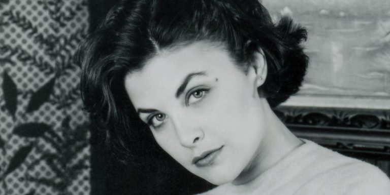Twin Peaks Publicity – Audrey Horne Photo from ‘The Modesto Bee’ on April 18, 1991