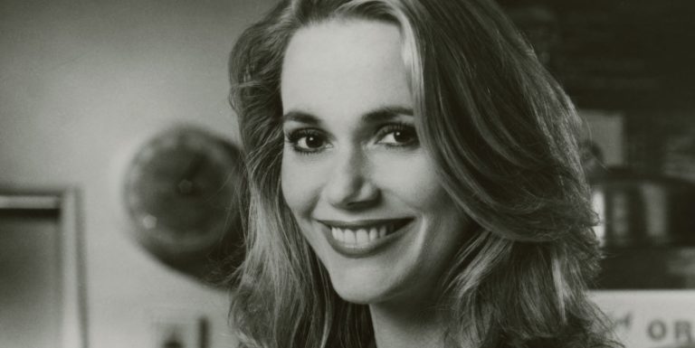 Peggy Lipton as Norma Jennings