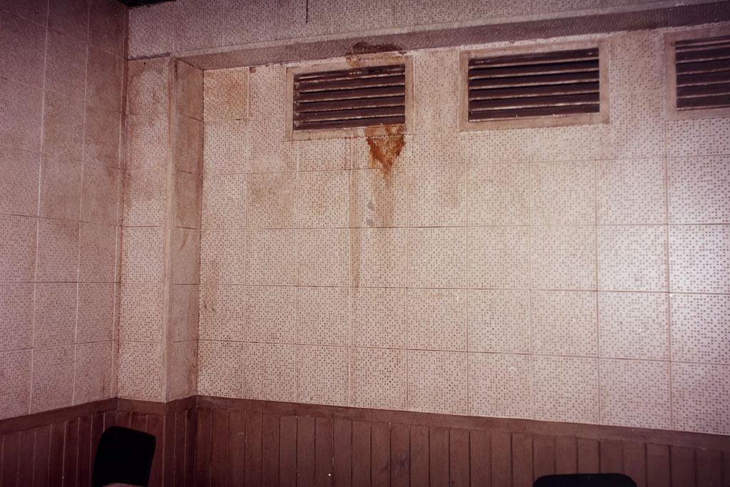 Twin Peaks Sheriff's Department Interrogation Room Set