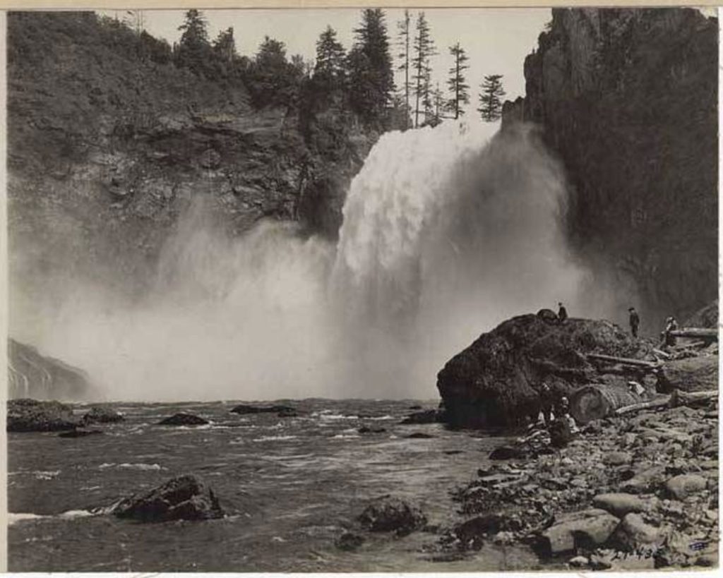 Snoqualmie Falls