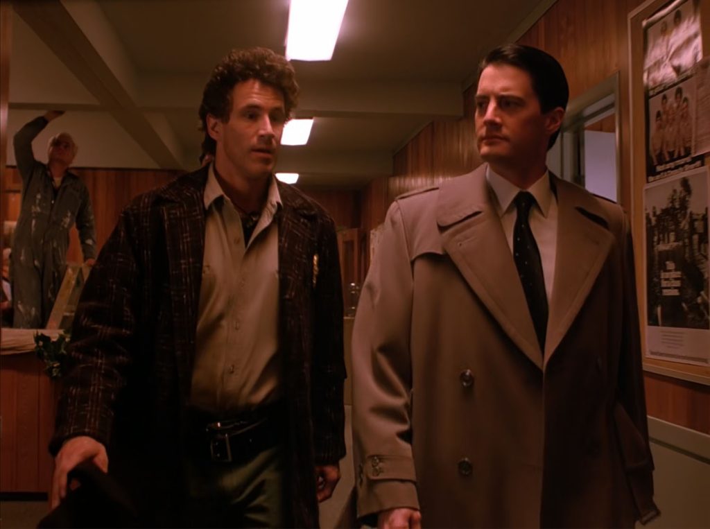 Sheriff Harry S. Truman and Special Agent Dale Cooper walking