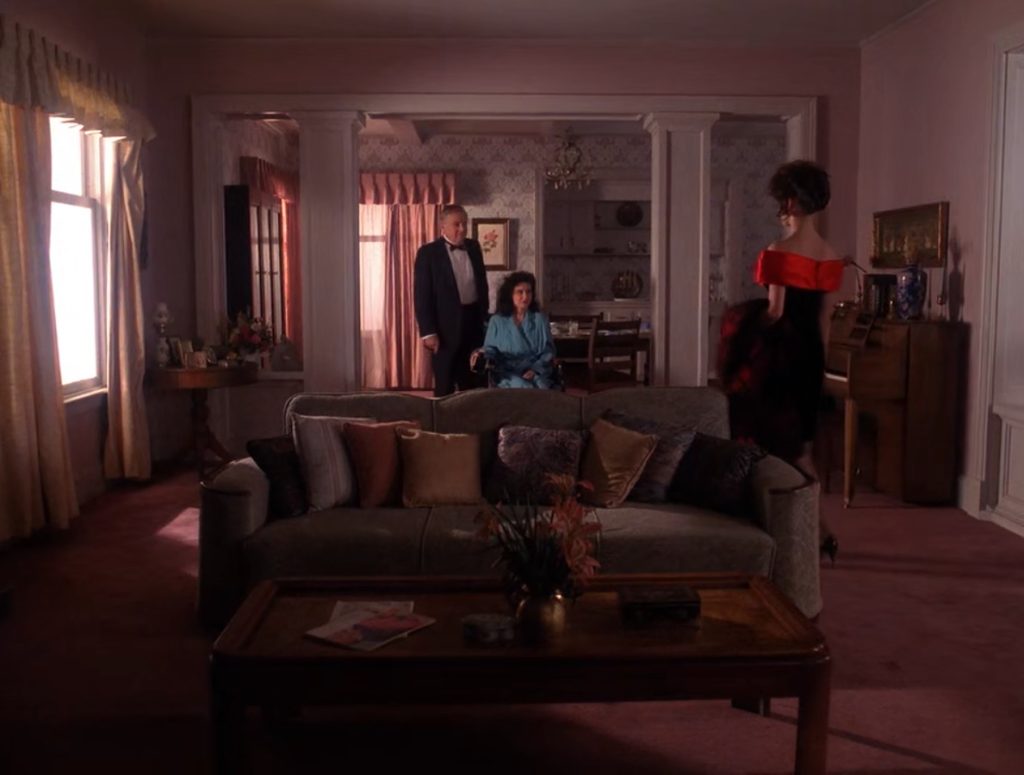 Donna confronts her parents in the living room