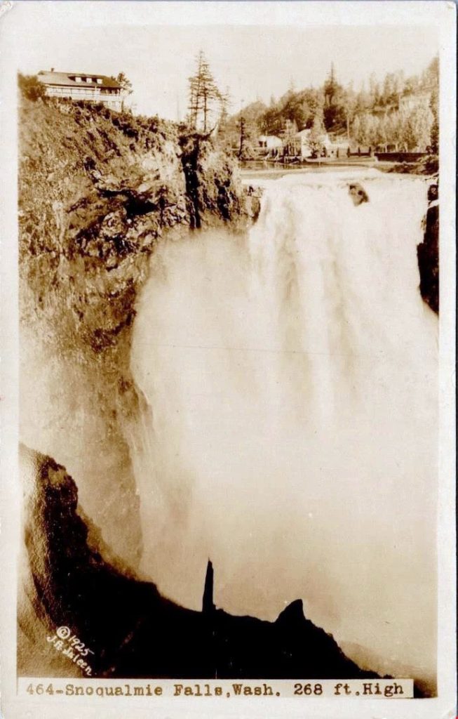 Snoqualmie Falls and Snoqualmie Falls Lodge in 1925
